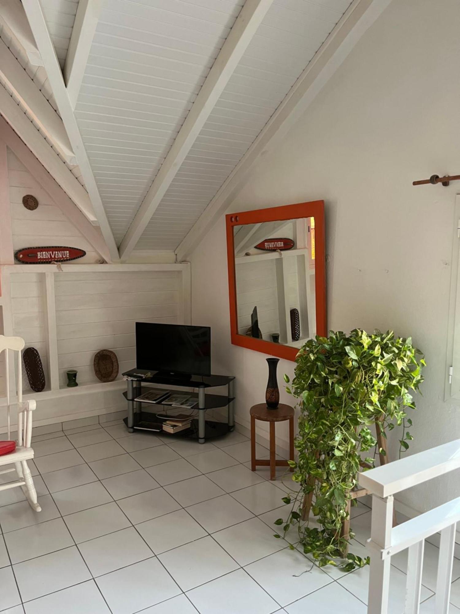 Villa Adelaide Grand-Bourg  Buitenkant foto
