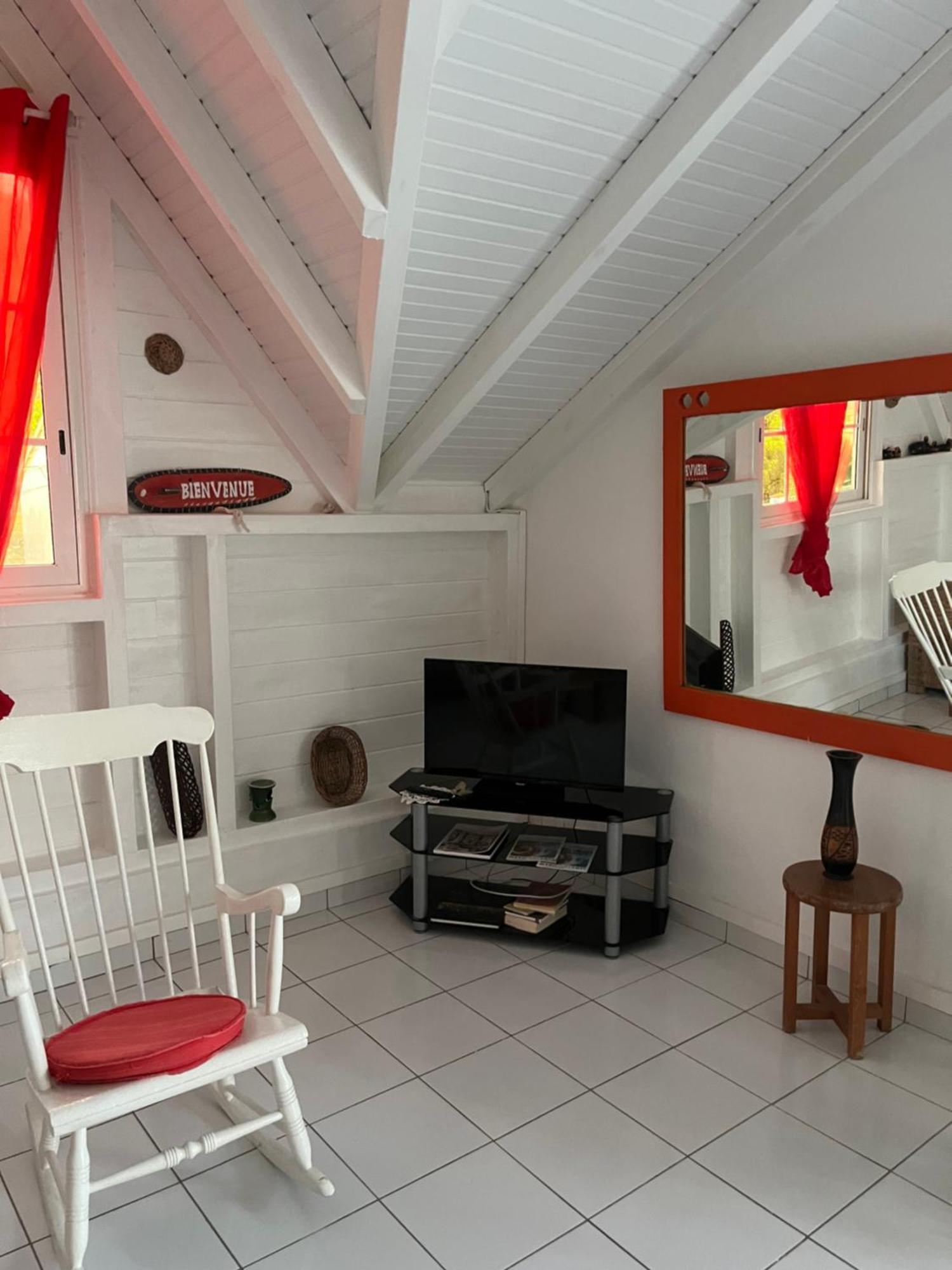 Villa Adelaide Grand-Bourg  Buitenkant foto