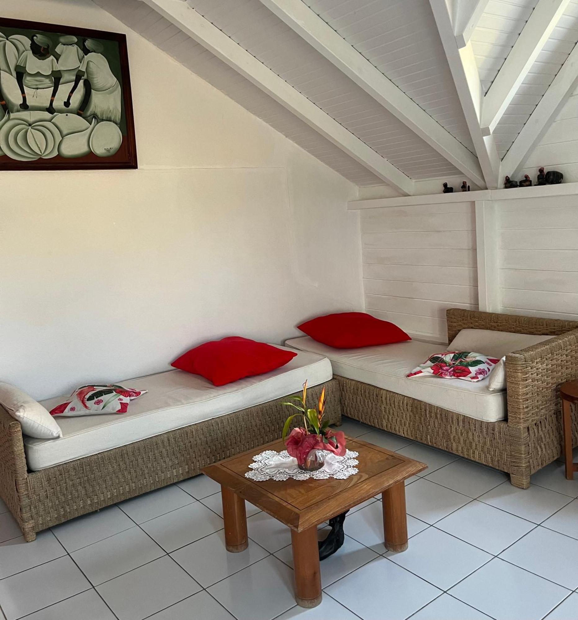 Villa Adelaide Grand-Bourg  Buitenkant foto